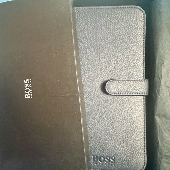 Hugo Boss Agenda - Picture 2 of 4